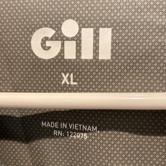 Gill Ladies Light Weight Hooded Full Zip Sailing Jacket.  Silver Grey.  XL. NWOT - Picture 7 of 9